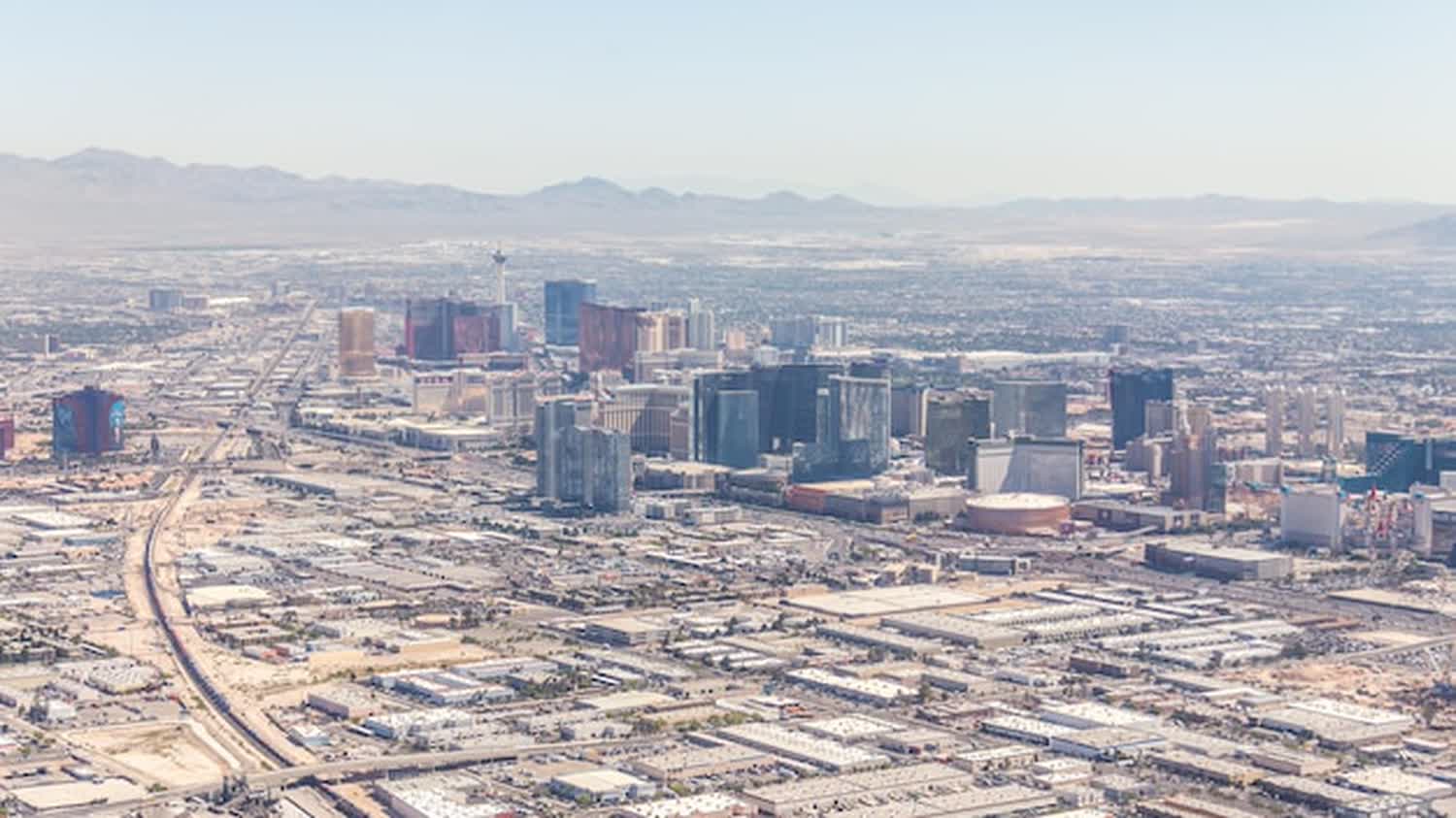 How Long Does It Take to Walk the Las Vegas Strip End to End?